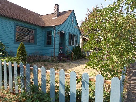3rd image of 811 Cogean Ave