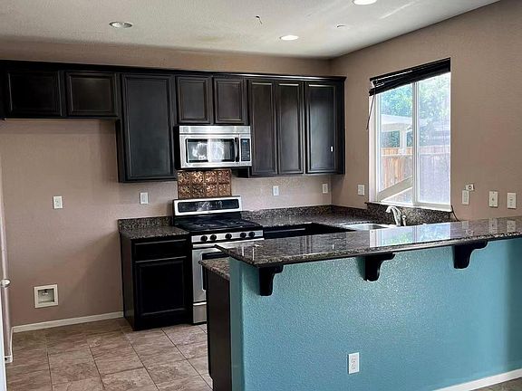 4th image of 2320 Hayden Brook Dr