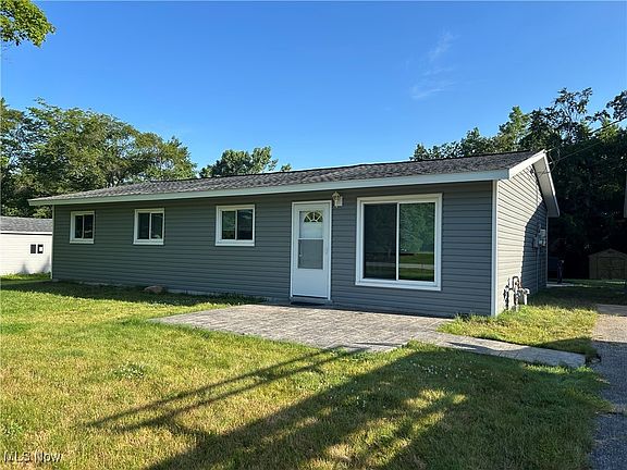 5th image of 784 Robinhood Dr