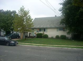 17 Venus Rd, South Amboy, NJ 08879