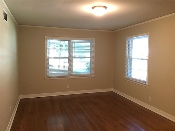 3rd image of 4597 Leatherwood Ave