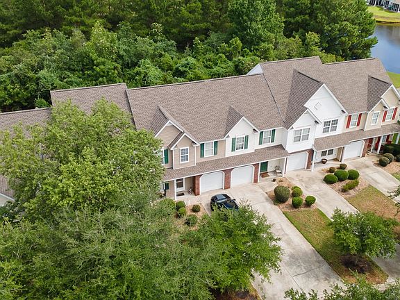 3rd image of 552 Uniola Dr. #552