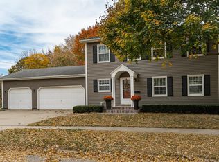 1320 34th St NW, Rochester, MN 55901