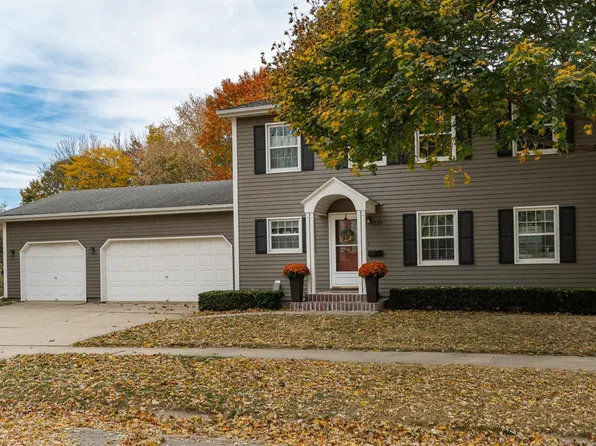 1320 34th St NW, Rochester, MN 55901