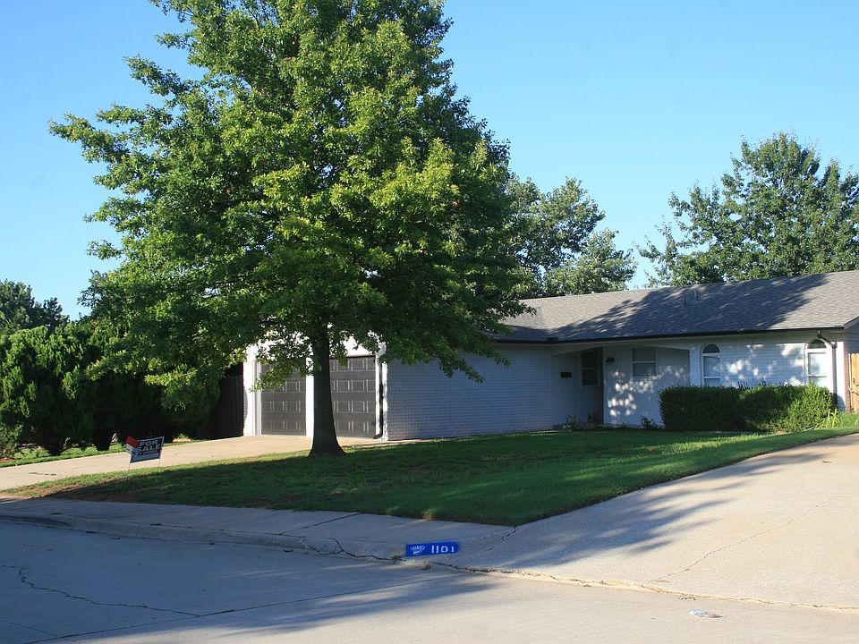Welcome home!  New roof 2017