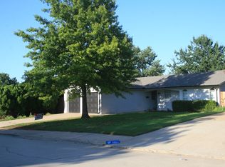 1007 Ridgeway Dr, Yukon, OK 73099