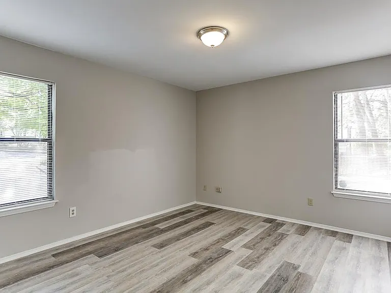 2512 Huntingdon Chase — Photo 13