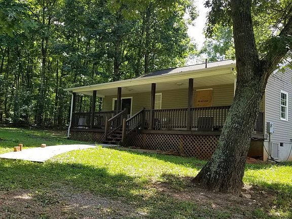 4th image of 1191 Woods Edge Dr