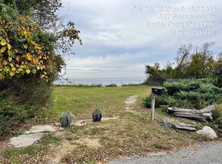 347 Soundview Dr, Rocky Point, NY 11778