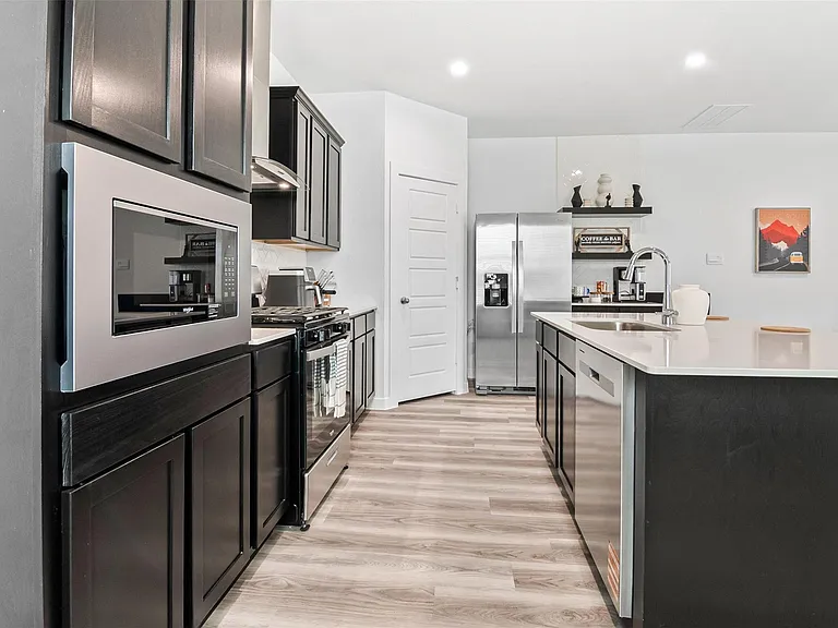 3208 Rainwood Gate Dr — Photo 3