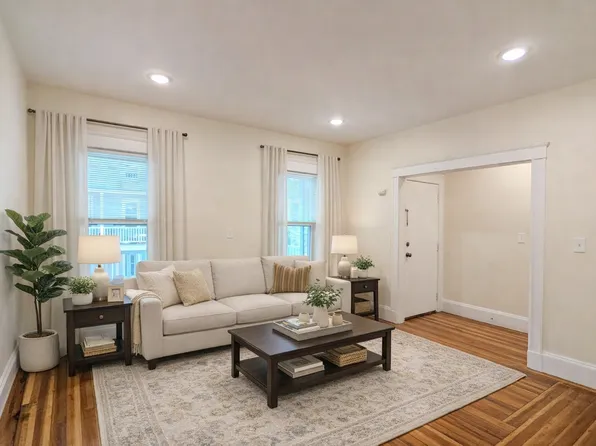 (undisclosed Address), Somerville, MA 02143