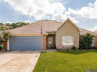 26284 Holly Ridge Dr, Denham Springs, LA 70726