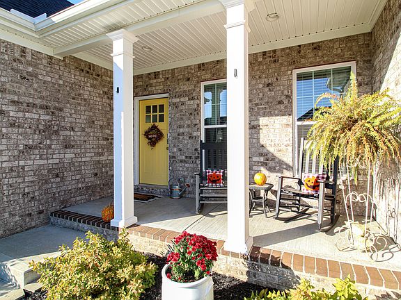 5th image of 3020 Rosewood Dr