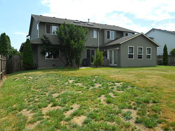 4th image of 2901 116th Ave NE