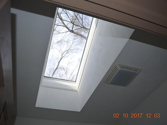 5th image of 1294 Jennings Ave