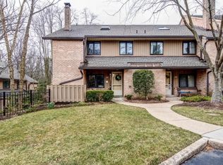 339 Paoli Woods Dr, Paoli, PA 19301