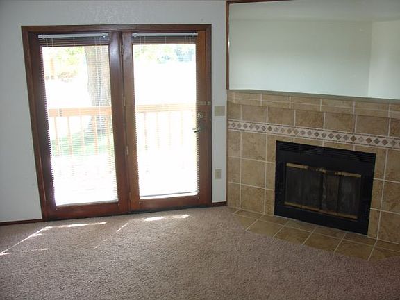 5th image of 3385 Granger Ave S APT 4