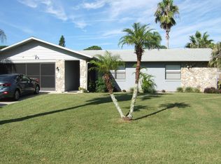 2708 Queen Palm Dr, Edgewater, FL 32141