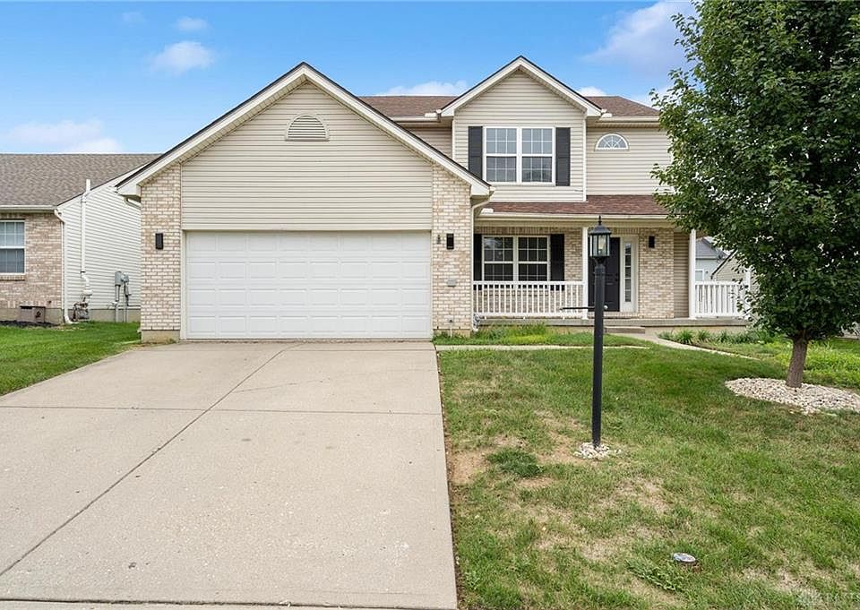 1st image of 12 S Glen Oak Dr