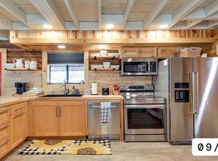 571 Ridge Dr, Pinedale, AZ 85901