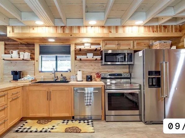 571 Ridge Dr, Pinedale, AZ 85901