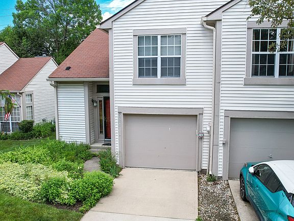 5th image of 9586 Bay Vista East Dr