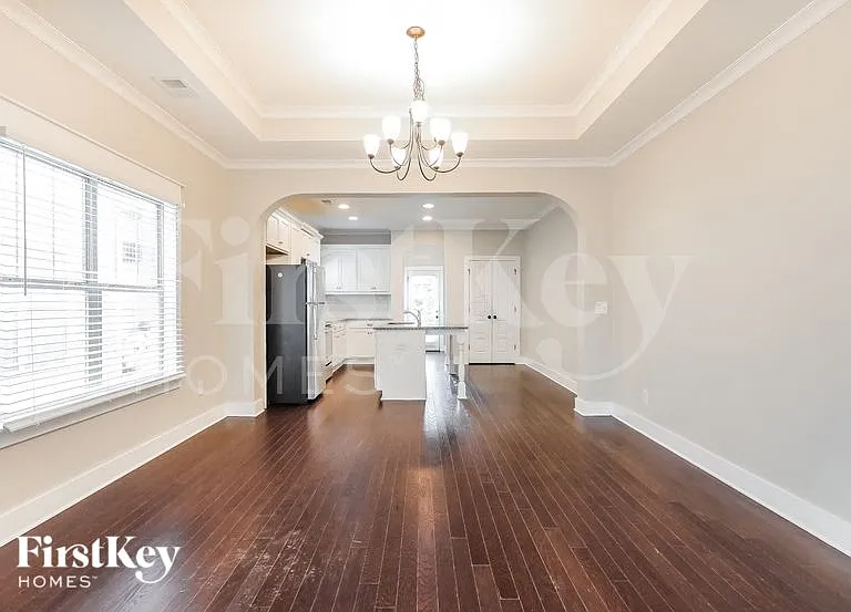 4881 Mountain Gap Dr — Photo 4