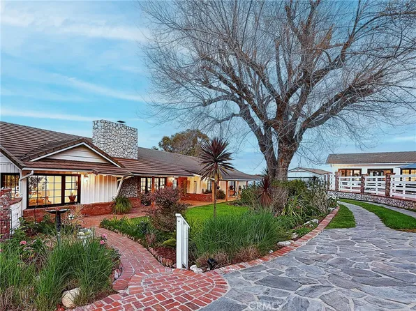 46 Empty Saddle Rd, Rolling Hills, CA 90274