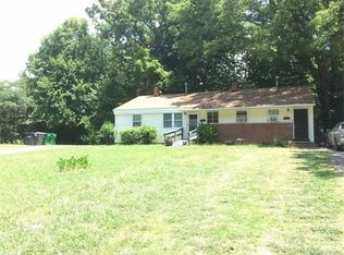 3032 Columbus Cir #DUPLEX, Charlotte, NC 28208