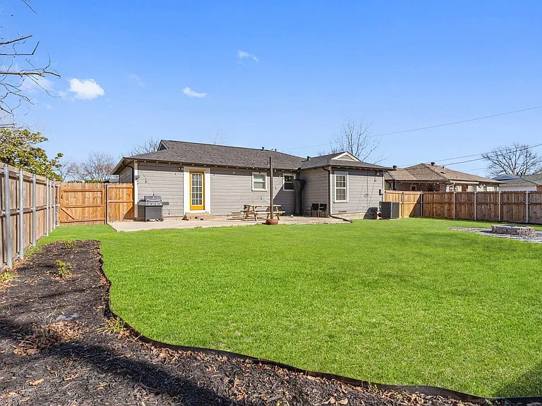 1618 Caldwell Dr — Photo 19