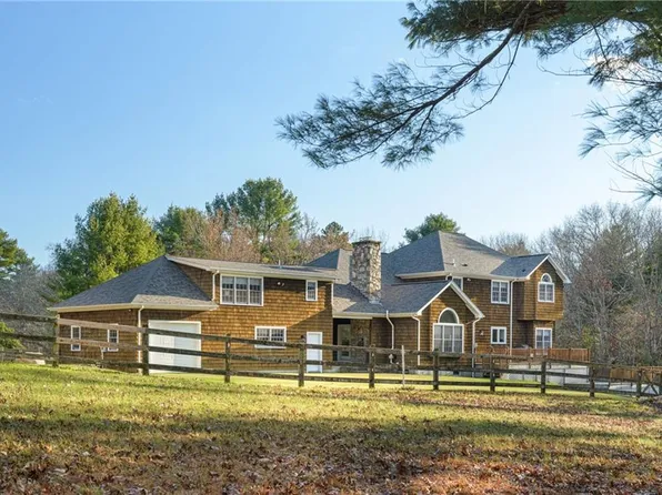 129 Purgatory Rd, Exeter, RI 02822