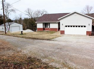 229 Spring Rd, Lampe, MO 65681
