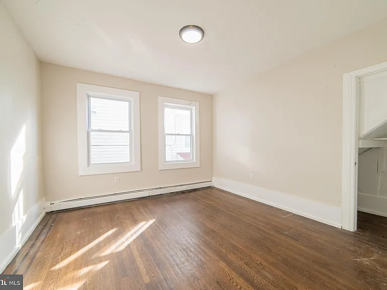 21 N Laclede Pl — Photo 6