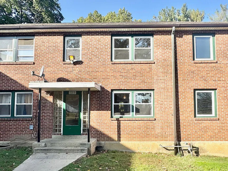 1155 E Orange River Park Gdns