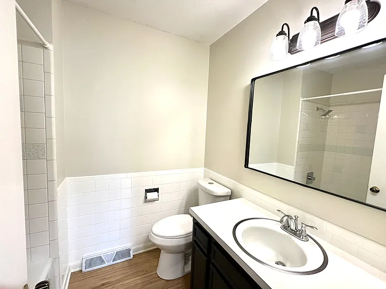 832 N Waddington Ave — Photo 12