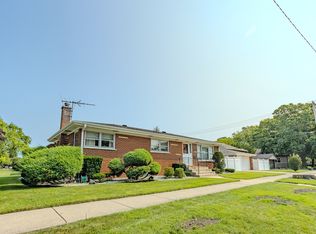 8901 Moody Ave, Morton Grove, IL 60053