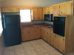 412 Hooke St, Liberty, MO 64068