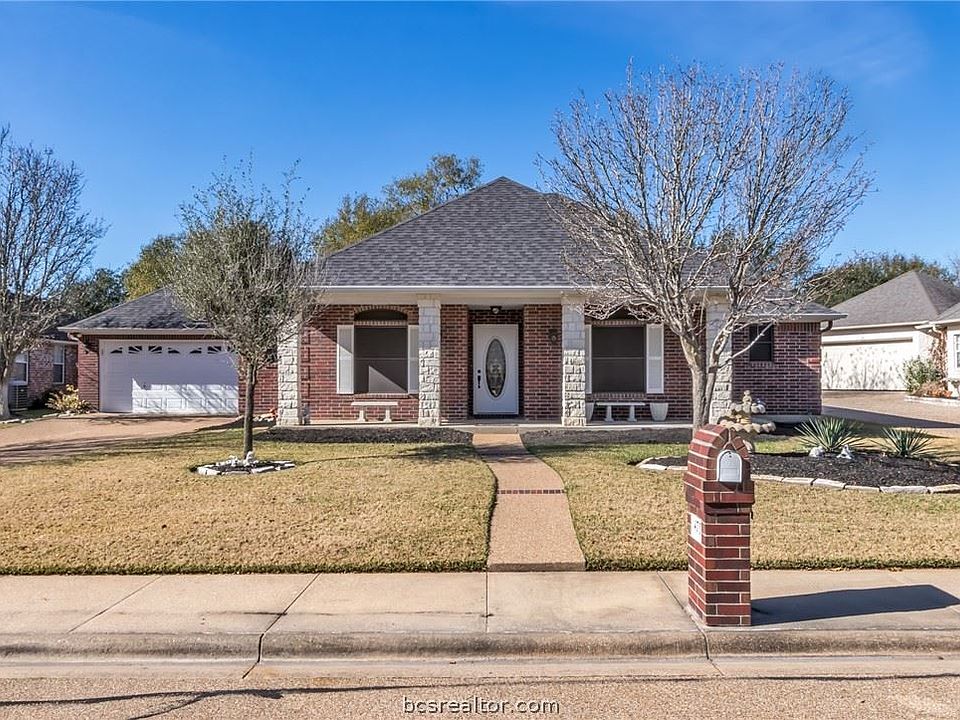 1st image of 4731 Tiffany Park Cir