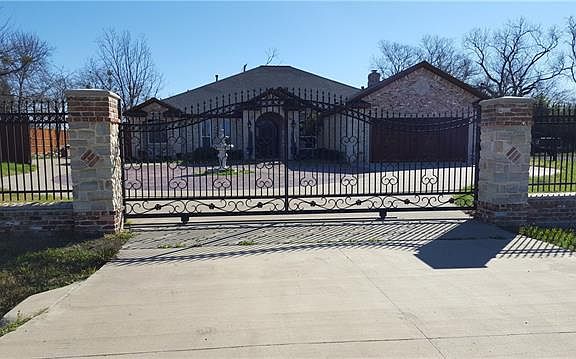2nd image of 11842 Garden Grove Dr