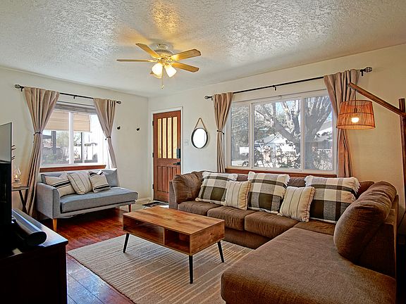 3rd image of 4812 Joem Ln NW
