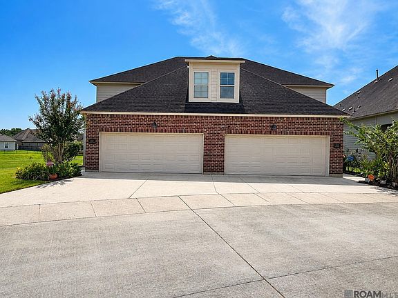 2nd image of 2111 Shadowbrook Dr