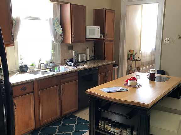 5th image of 117 Sherwood Forest Dr #117