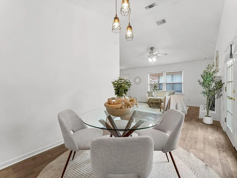 237 Indian Oaks Dr — Photo 10