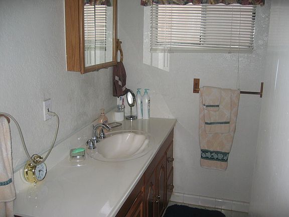 5th image of 2506 W 75th St