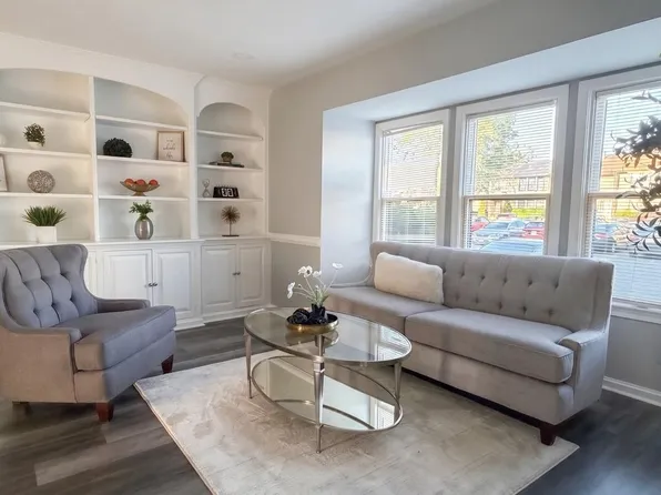 607 Greenwich Ct, East Windsor, NJ 08520