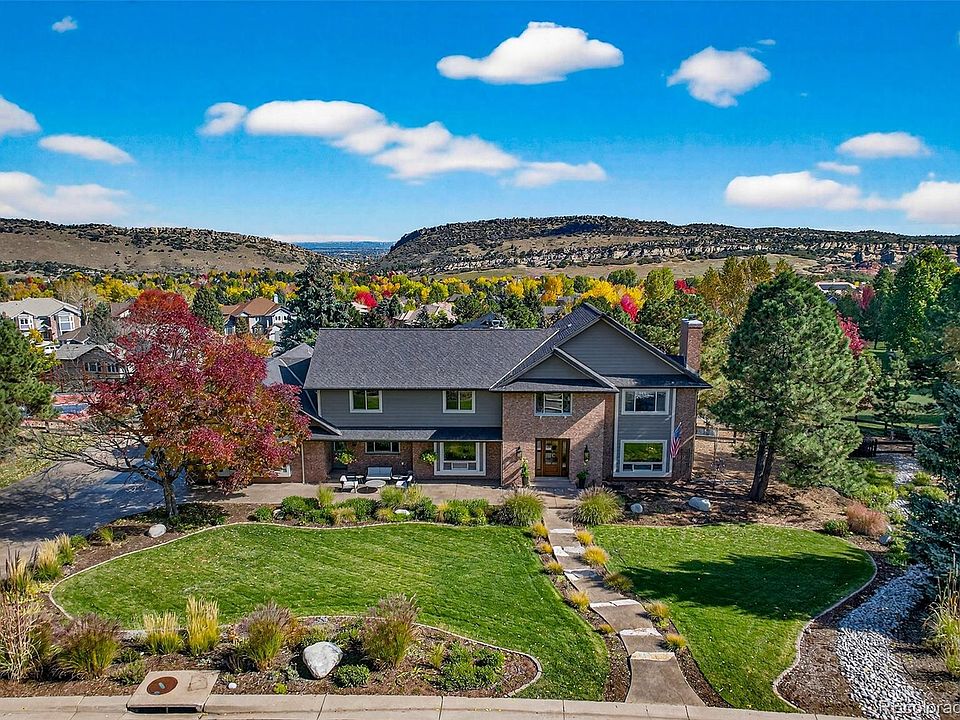 1st image of 30 Tamarade Drive