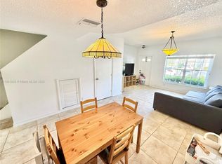 70 Whitehead Cir, Fort Lauderdale, FL 33326