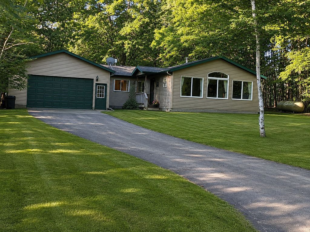 3280 Deerfield Ln - Property Image