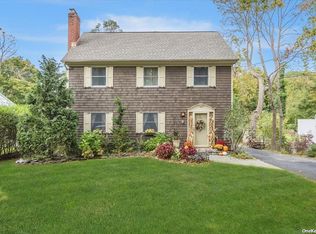 385 Main St, Setauket, NY 11733