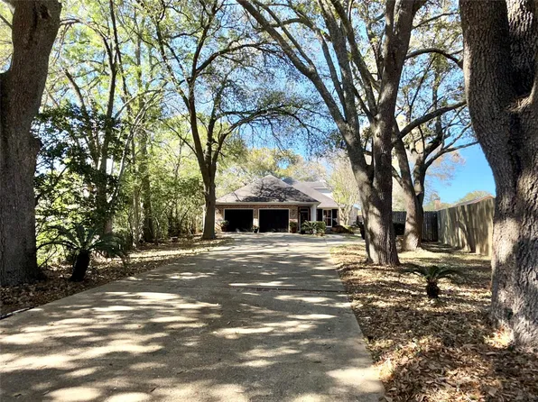 7950 Collier Rd, Beaumont, TX 77706